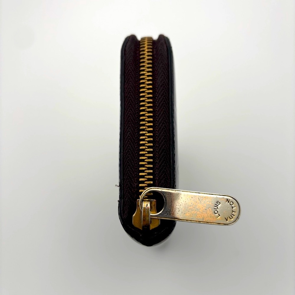 Louis Vuitton Vernis Monogram Wallet - Picture 4 of 7